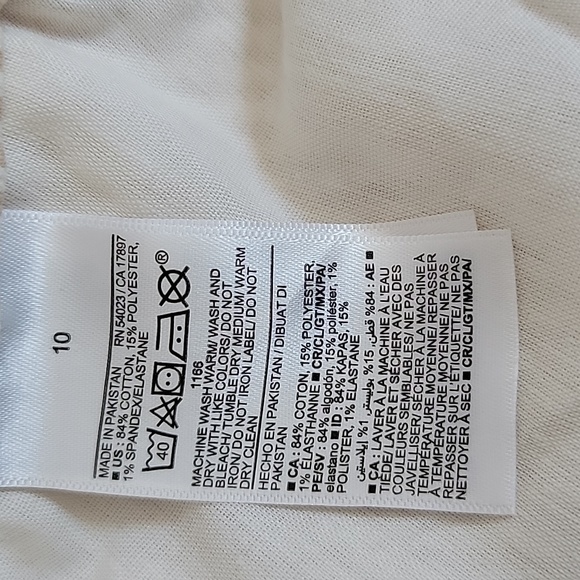 OLD NAVY MID-RISE BOY FRIEND Cut-Off JEANS/ SIZE 10. - Picture 4 of 11